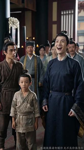 现代顶尖医学博士水洛蓝意外穿越,成为了被婶婶抵押的王府王妃,嫁与双腿被废、人人厌弃的四皇子冷钰。她通过自动刷新的神奇医药箱,以绝世医术为冷钰拔钉疗伤、整治王府恶奴,手撕太子与贵妃阴谋。从弃妃到王府掌权人,她一路打脸、开医馆救民,却意外揭开自己本是景国遗珠的身世。因此遭到皇帝针对引发了生死危机,而重获新生的冷钰宁愿放弃皇位也毅然选择了要与水洛蓝在一起#漫剧 #推文 #小说 #小说推荐 #医妃撩人:残王他沦陷了