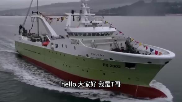 达华智能:从“屏显”到“卫星”的跨界 12月9日,随着我国成功发射卫星互联网低轨14组卫星,达华智能再次涨停,4天内3次封板,累计涨幅36.35%,成为商业航天板块的焦点。
达华智能正从传统显示主板制造商,转型为“卫星通信+数字屏显”双轮驱动的商业航天应用服务商。
达华智能的业务布局呈现出清晰的“哑铃型”结构:一端是技术壁垒深厚的卫星通信,另一端是市场广阔的数字屏显,中间则以信息服务为纽带,形成“平台+终端+运营”的完整生态。
卫星通信 作为其最核心的增长引擎,已构建起覆盖“空天陆海潜”的立体化网络。公司手握国际电信联盟(ITU)认证的Ka频段高通量卫星轨位资源,授权有效期至2040年,对“一带一路”沿线及海峡两岸的覆盖率超过87%。旗下“海联网”平台已接入全球3200艘船舶,海事通信市占率达35%,成为国内海事卫星通信的主要服务商之一。
数字屏显 则延续了其传统优势。公司显示主板产品服务全球超200家知名品牌,2025年上半年接单量近700万片。同时,通过打造老人机、会议屏等自主品牌终端,为消费电子、教育等行业提供“屏显+”综合解决方案,形成稳定的现金流来源。
信息服务 作为连接两端的桥梁,依托人工智能技术,为政府及企事业单位提供智慧园区、数字海洋等综合数字化解决方案。例如,其“渔场预测智能找鱼平台”已实现规模化应用,为海洋经济提供数据支撑。
公司已打通“稀缺轨位→卫星制造→天地融合网络→多场景终端→全球运营”的完整生态,成为商业航天领域少有的“资源+应用”双轮驱动企业。
核心竞争力
• 稀缺轨位 :全球第二的Ka频段资源,有效期至2040年
• 天地一体 :自研系统实现5G与卫星无缝切换,时延≤300ms
• 场景落地 :台风救援、远洋渔业等规模化应用验证
在 技术融合 方面,公司已将量子通信与卫星互联网结合,推出卫星量子通信加密终端,并在军工领域完成试点应用。同时,与华为联合开发的卫星通信模组,功耗降低40%,并获工信部“制造业单项冠军产品”称号,展现了其在关键技术领域的突破能力。
国际化拓展 正在加速。通过收购马来西亚ASN Satellites股权,获得东南亚运营牌照;与越南邮政签订合作协议,逐步开拓海外卫星服务市场。这种“资源+场景+国际化”的组合拳,使其在商业航天出海赛道上占据先发优势。
#达华智能 #商业航天