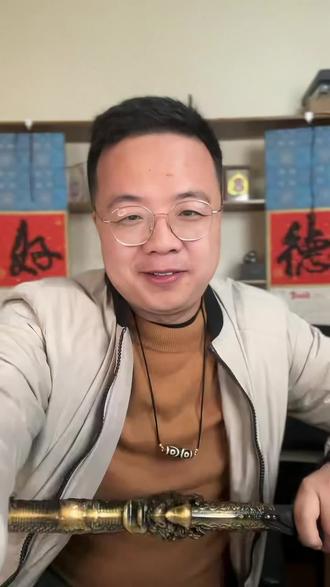 3月月入百万第4天,选准了石油,来了一波红利 第三天的时候,我们瞄准了石油的机会,选择了涨停买入,最后证明这波操作是绝好的。要想在股市赚钱,就得克服恐惧寻找机会#石油 #股市 #炒股养家