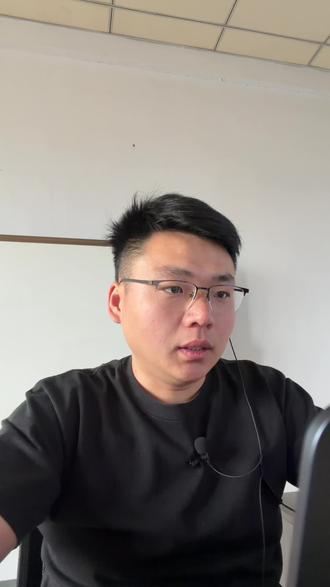 AI时代已来!未来跨境电商最吃香的,是这种人 以前建站要程序员和美工,现在AI几分钟搞定! 懂AI、懂跨境、能建站的人,未来竞争力极强。 我创办 Shopagg 就是为了让小白也能快速上手。 关注我,带你利用AI技术差,降维打击竞争对手。
#AI人工智能 #Shopagg #独立站建站 #跨境电商新手 #庄朋龙