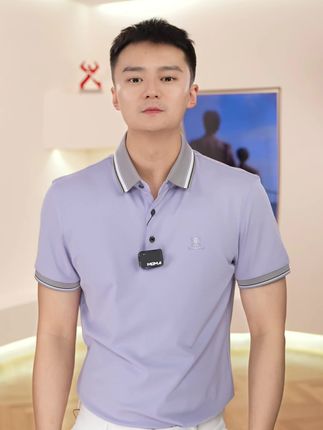极简主义者,注重生活品质。 #劲霸男装 #谁穿谁好看系列 #polo衫 #穿出高级感 #高品质