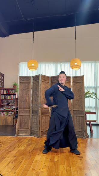 如果你有一把剑2 #武当 #剑 #剑花 #武侠风 #舞剑