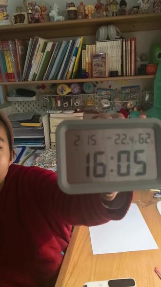 到了初中还会有手抄报作业吗? #80后家长 #寒假作业写完了吗 #手抄报 #过年 #写作业