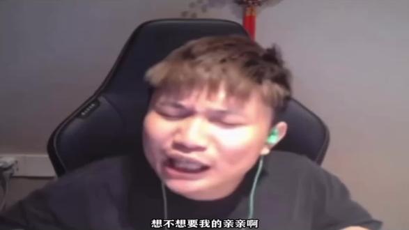 要不要亲亲啊 #danking#暮蝶