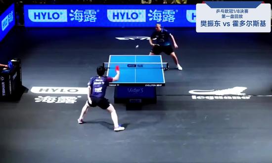 12月20日 樊振东欧冠首秀:霸气破局,热爱闪耀欧洲赛场,欧冠首秀即巅峰!樊振东身着亮眼战袍登陆欧洲乒联冠军联赛,以一场酣畅淋漓的 3-0 横扫,为萨尔布吕肯俱乐部锁定八强席位,用实力书写了新赛场的开门红。跨界庆祝传递体育热爱,胜利时刻,一向低调的樊振东解锁惊喜庆祝 —— 模仿偶像 C 罗标志性的 “Siu” 动作,跃起挥臂的瞬间点燃全场,羞涩又霸气的反差萌引发现场球迷尖叫。这一充满情怀的举动,既是对胜利的欢呼,也是对热爱的致敬,更让不同运动项目的粉丝产生共鸣,从全运会赛场无缝衔接欧洲联赛,樊振东用首秀完胜证明了自己的稳定与强大。他不仅为球队晋级奠定坚实基础,更以数据化训练打磨出的硬实力,向世界展现中国乒乓的统治力,成为推动中外乒乓文化交流的鲜活纽带。期待这位乒坛顶流在后续的八强战中,继续书写更多高光时刻!