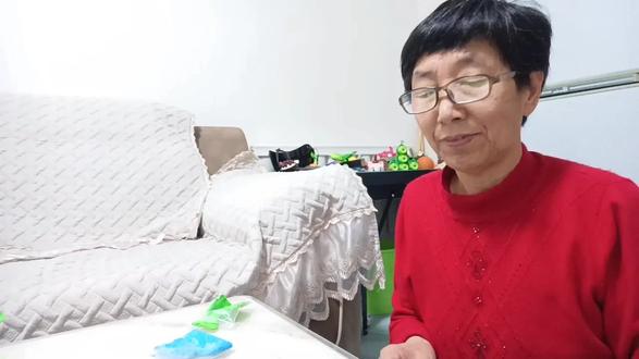 橡皮泥制作植物大战僵尸——海蘑菇