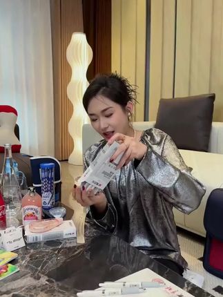 速干中性笔小学生女生黑笔刷题笔速干顺滑考试刷题#速干中性笔 #中性笔 #中性笔练字 #笔