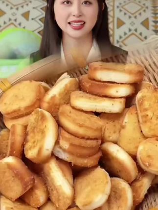 #香酥鸡蛋馍丁
