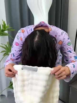 头发再多再厚都能包住!一定要定期更换就像毛巾一样用久了对头发也不好 #干发帽 #速干干发帽 #绑带干发帽 #好物推荐