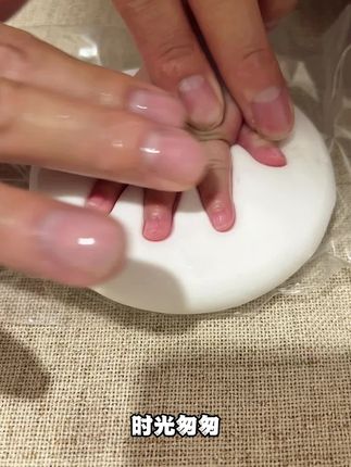 别错过!宝宝手足印泥相框,留住珍贵童年印记