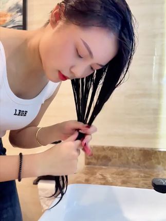 如果你用过这个防脱洗发水 你就能体会到头发跟被子一样厚有多爽#防脱洗发水#护发#脱发#仙妃博士防脱洗发水