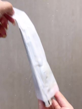 心心念念的能当支架的猫咪镜子订单大视窗手机壳轻薄防摔,一眼爱上啦~