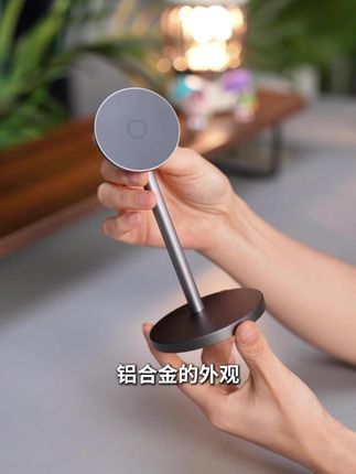 自从给老婆买了这个手机支架,每天我们都抢着用玩手机更方便了