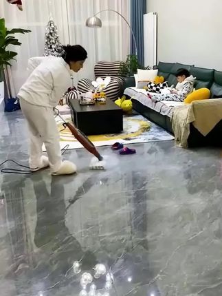 炒完菜最头疼的就是厨房又脏又乱,用了它,轻松解决厨房油腻乱脏差! #锅底黑垢清洁剂 #锅底黑垢怎么去除