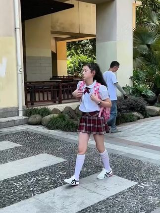 大容量减负护脊书包 #书包 #开学必备 #减负护脊书包 #儿童书包