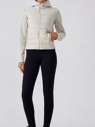 LULUISSUE 亲肤运动羽绒服:出口款防水轻薄,短款连帽超显瘦!瑜伽户外都能穿,保暖不臃肿~