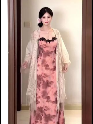 辣妹性感印花吊带连衣裙带胸垫气质收腰显瘦度假风碎花长裙