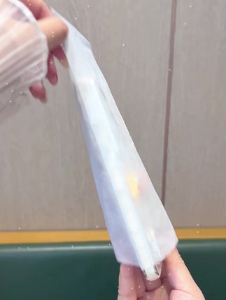 立体公仔大视窗手机壳搭配折叠镜子支架确定不爱吗,好运加满哦~