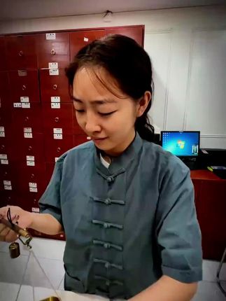 还有谁不知道这个#猴头菇丁香茶 的吗? 口感清香回甘,真材实料,没喝过的赶紧试试吧~