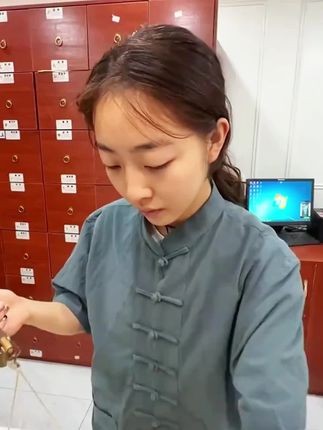 入夏到三伏,正是喝黄芪五味茶的黄芪时间,四味道地食材,独立包装,冲泡方便,赶紧来试试