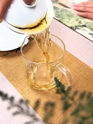 88元2斤!头春古树普洱生茶,满满五袋足足1000g的大份量,今天只要88元!再送您两个精美的主人杯!再送您两个主人杯!