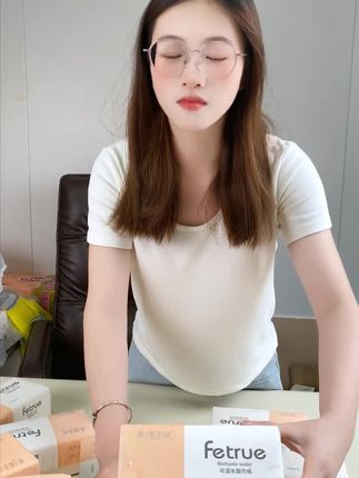 哈哈哈哈,终于薅到了。清沐纯子家这么大包的抽纸才这个价。#好物推荐#家用抽纸推荐 #原生木浆面巾纸推荐