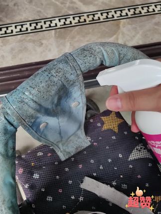 婴儿车用久了长霉怎么办?用泡泡狮除霉剂,轻松解决!干干净净!