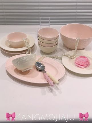 粉色系少女餐具,吃饭更香香啦