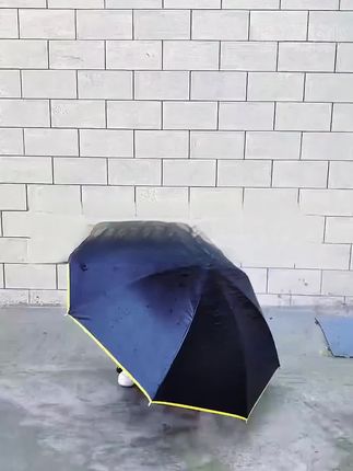谁说别人家的雨伞,我家的伞竟然是这样的!超强抗风,真的好用!
