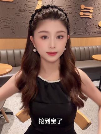 太爱这款小香风串珠发箍了,气质百搭不挑人,正反两带