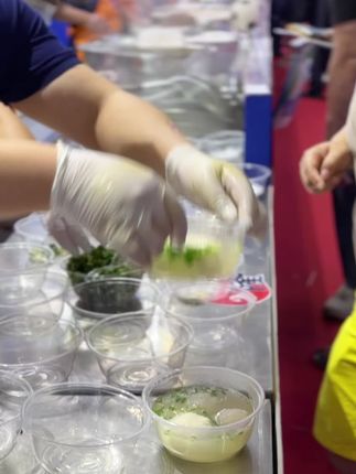 孩子开学后的早餐可别只知道给孩子煮白粥、喝豆浆了,既没营养孩子还不爱吃。你就煮上一锅福州鱼丸,孩子可喜欢吃了!