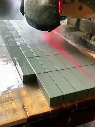 3斤重天然磨刀石 #磨刀 锋利就用天然石头切割的#磨刀石 传统工艺#磨刀神器