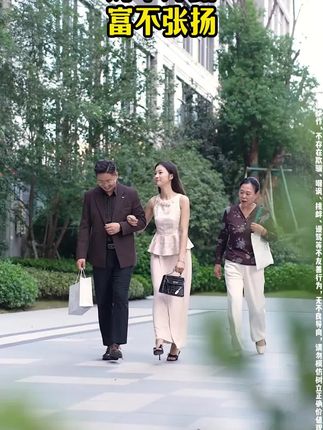 地漏小黑虫乱飞?泡泡粉深入管道灭虫卵,洗完澡再也不用拍虫子!#管道堵塞 #除异味 #杀虫