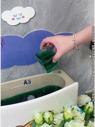 家里人口多的,洗手间经常有异味的一定要试试这个 #洁厕棒 用完之后还有一股淡淡的清香味~#卫生间好物#洁厕棒