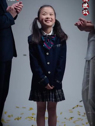 每个孩子的成长过程,都应该有这套漫画版人情世故,实例分析孩子实际问题,给出解决方案正面引导孩子