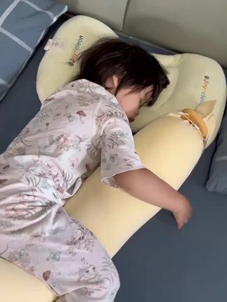 婴幼儿侧睡定型枕多功能哄娃神器宝宝安抚枕儿童防惊跳糖果枕头