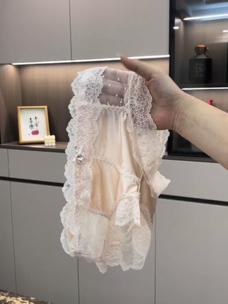 中高腰不卡档不掉档蕾丝性感纯欲内裤女