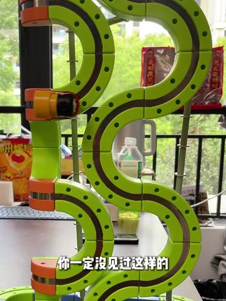 终于买对玩具了,这个一玩一下午的磁力积木轨道车,千万别错过