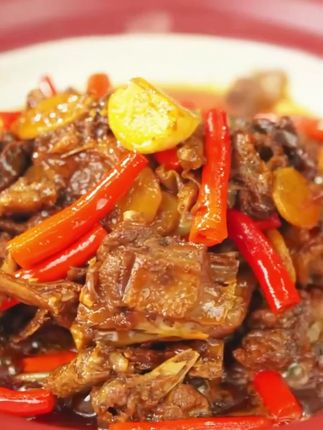 源头品质,口味稳定,让干锅成为热门招牌!