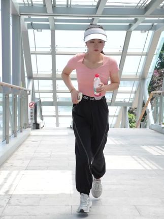 带水壶款运动腰包男士女士不晃动隐形户外晨跑装备跑步夜跑