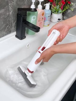 代替抹布的#迷你海绵拖把 我还是第一次见!用打扫卫生手都不用沾水了还不脏手,小巧灵活用起来就很方便#免手洗拖把