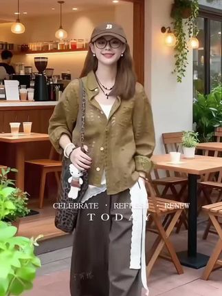 巨好看的早秋一整套韩系穿搭镂空橄榄绿针织衫灰色休闲裤套装女秋