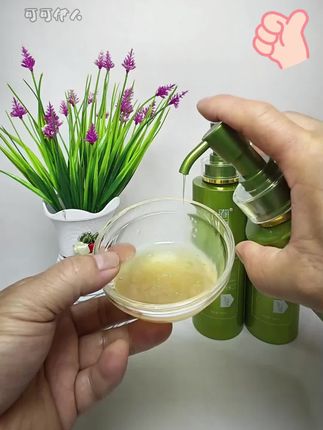 头油头屑多,我推荐这款春蔻氨基酸洗发水,它不仅去屑,还能控油养发#控油洗发水 #春蔻氨基酸柔润洗发水