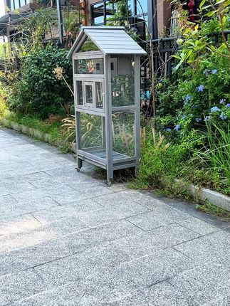 实木鸟笼鸟窝