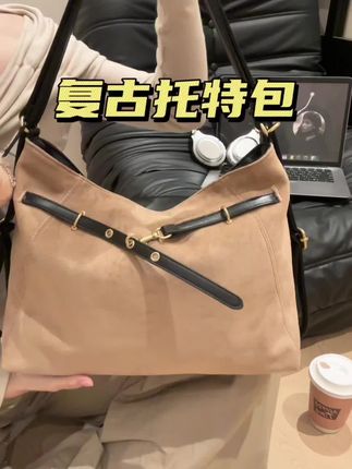 我拿什么感动你 我不过只是一个会分享便宜又实用的美丽包包的纯情少女罢了 #包包推荐 #爆款热卖中#热门#种草