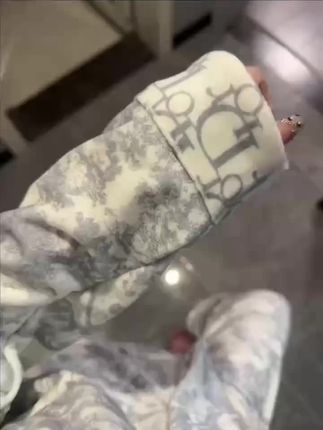 秋冬季保暖德绒睡衣