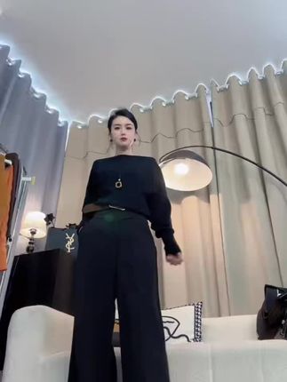 法式轻奢风气质灰色压褶飘带高腰垂感阔腿#创作灵感 #毛呢阔腿裤女 #秋冬新款 #阔腿裤推荐 #高级感穿搭