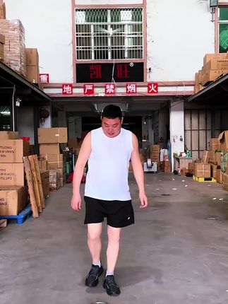 蒸架锅架二合一,不锈钢材质,不要拿其他家的锅架跟我们锅架比质量 ,不挑锅型大锅小锅都可以用。蒸红薯蒸玉米蒸馒头