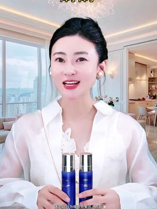 只需轻轻一喷,不化妆照样可以拥有水光肌,出门美美的,这款#焕妍说胶原水光喷雾 ,让你素颜出门也自信。#变美#水光