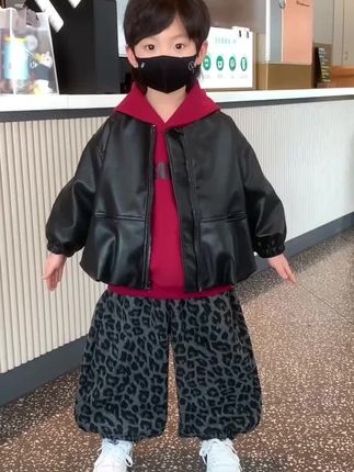 【爆款】爱了爱了,儿童秋款皮衣豹纹裤卫衣三件套,穿上超好看超帅气!